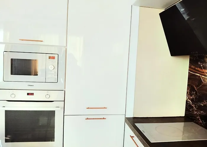 Central Apartment アパート