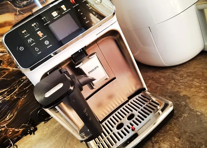 Central Apartment アパート